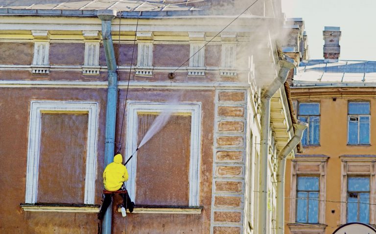 Safer and Cleaner Views With Window Cleaning Services in Las Vegas, NV, for Residences