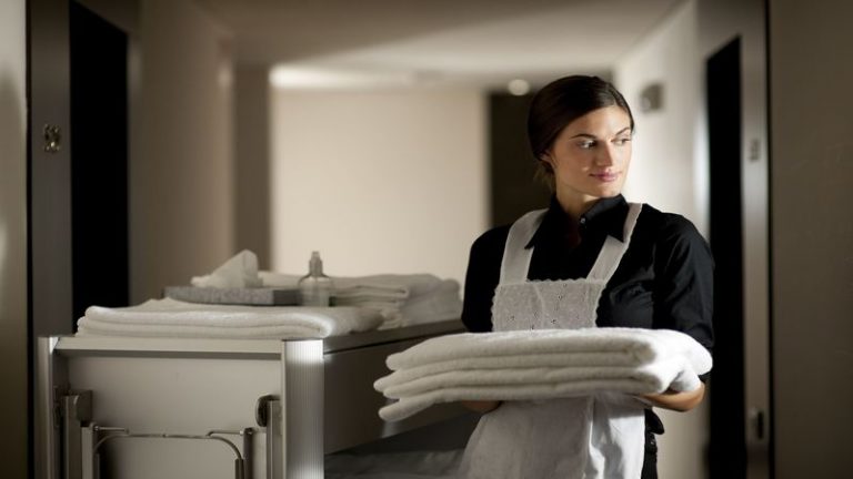 Hiring House Maid Services in Naples for Hidden and Neglected Features