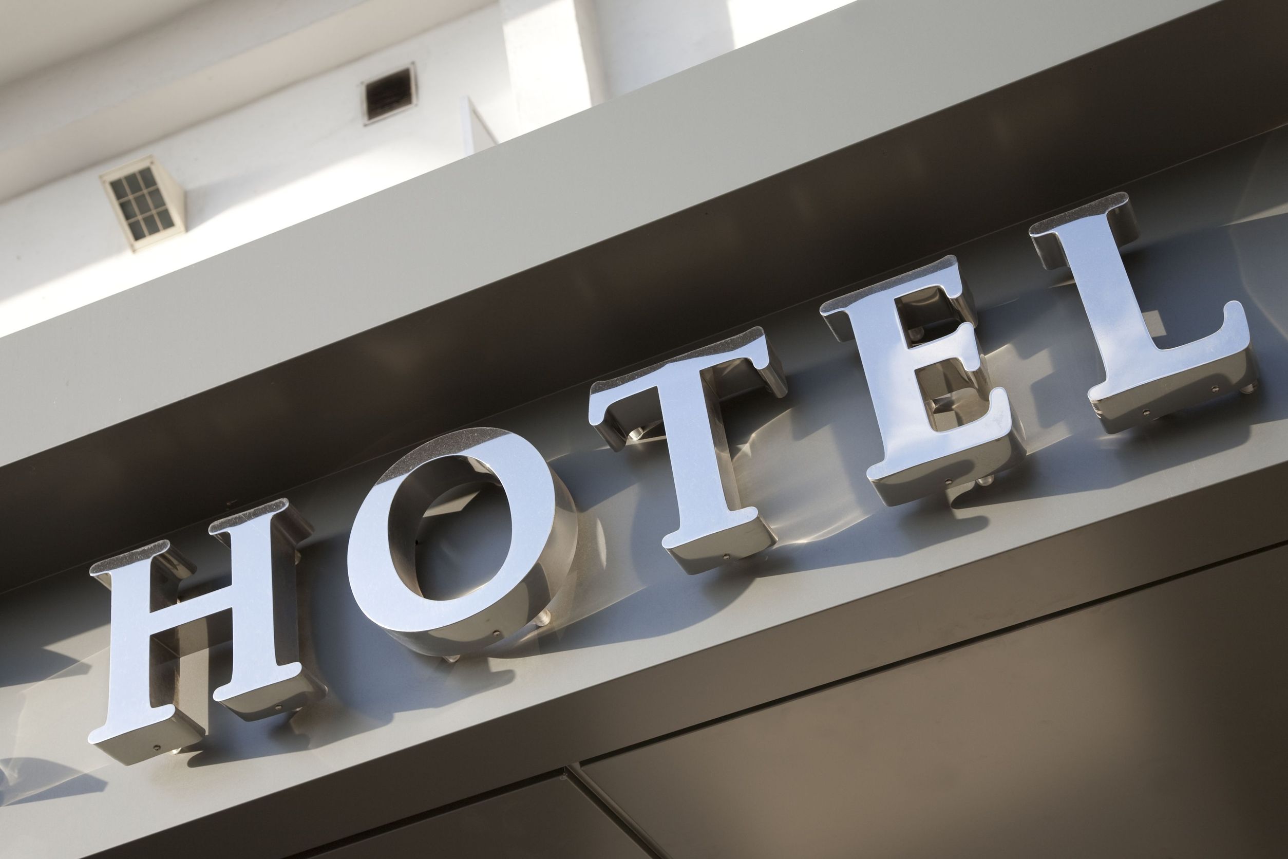 Booking a Hotel? 6 Considerations to Know