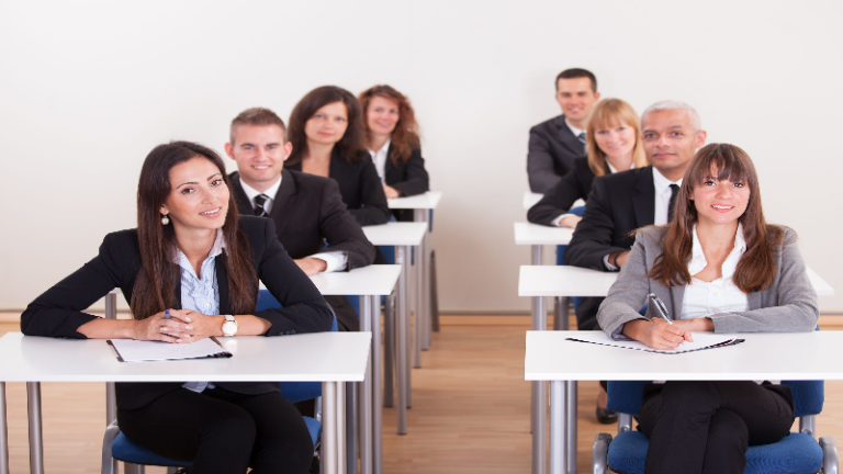 How Sales Leadership Development Can Help A Failing Sales Manager