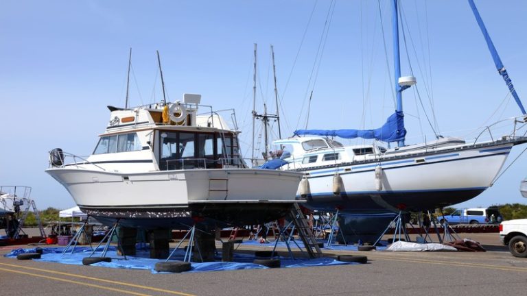 The benefits of boat covered storage in Naples for protecting your investment