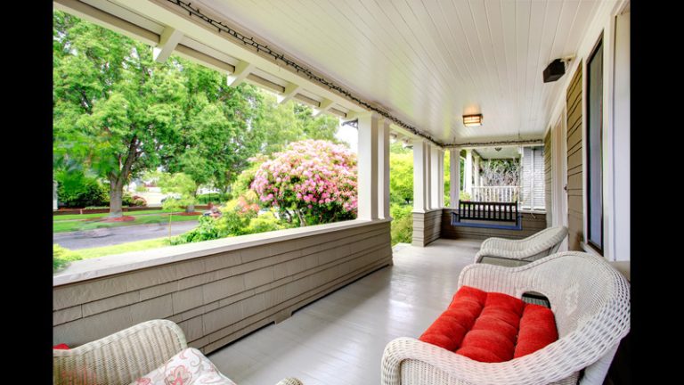Converting Outdoor Spaces Into Elegant Escapes: Custom Decks in Columbus, OH