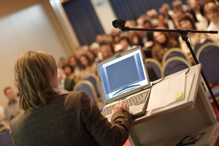How An Orlando Sales Leadership Workshop Can Boost Student Retention