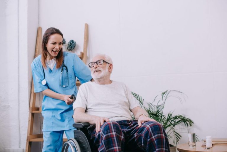 Navigating Home Health Care in Minneapolis, MN: What You Need to Know