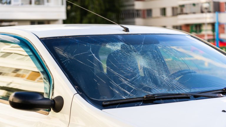 Finding the Best Auto Glass Company Near Waukesha, WI Made Easy