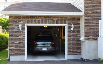 Common Signs Your Home Needs Garage Door Repair Decatur IL Residents Trust