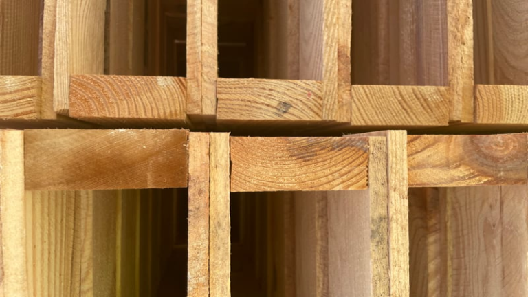 Custom Pallets and Crates Atlanta, GA: Your Guide to Quality Shipping Solutions