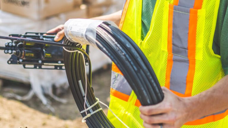 Why Fiber Optic Installers Are Revolutionizing Internet Speeds Nationwide
