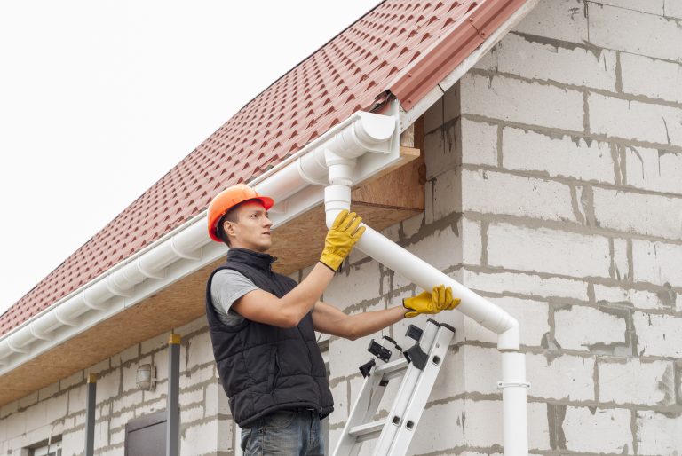 New Gutters Cincinnati, OH Reduce Maintenance Hassles and Enhance Home Efficiency