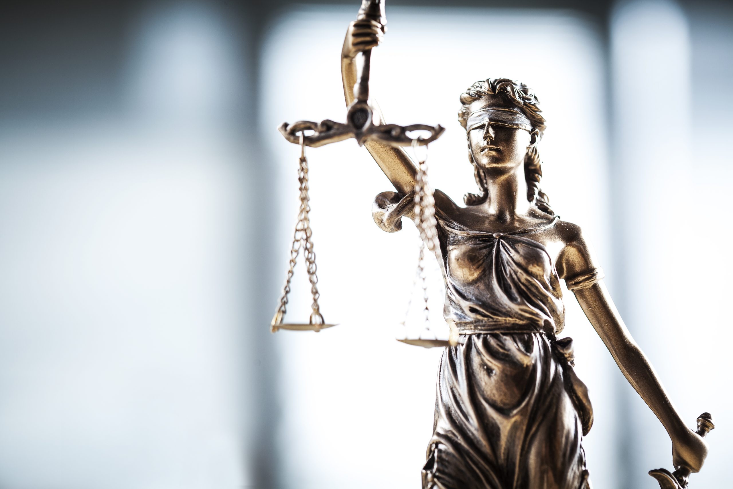How Workman Comp Lawyers in Minnesota Can Help You Navigate Workplace Injury Claims